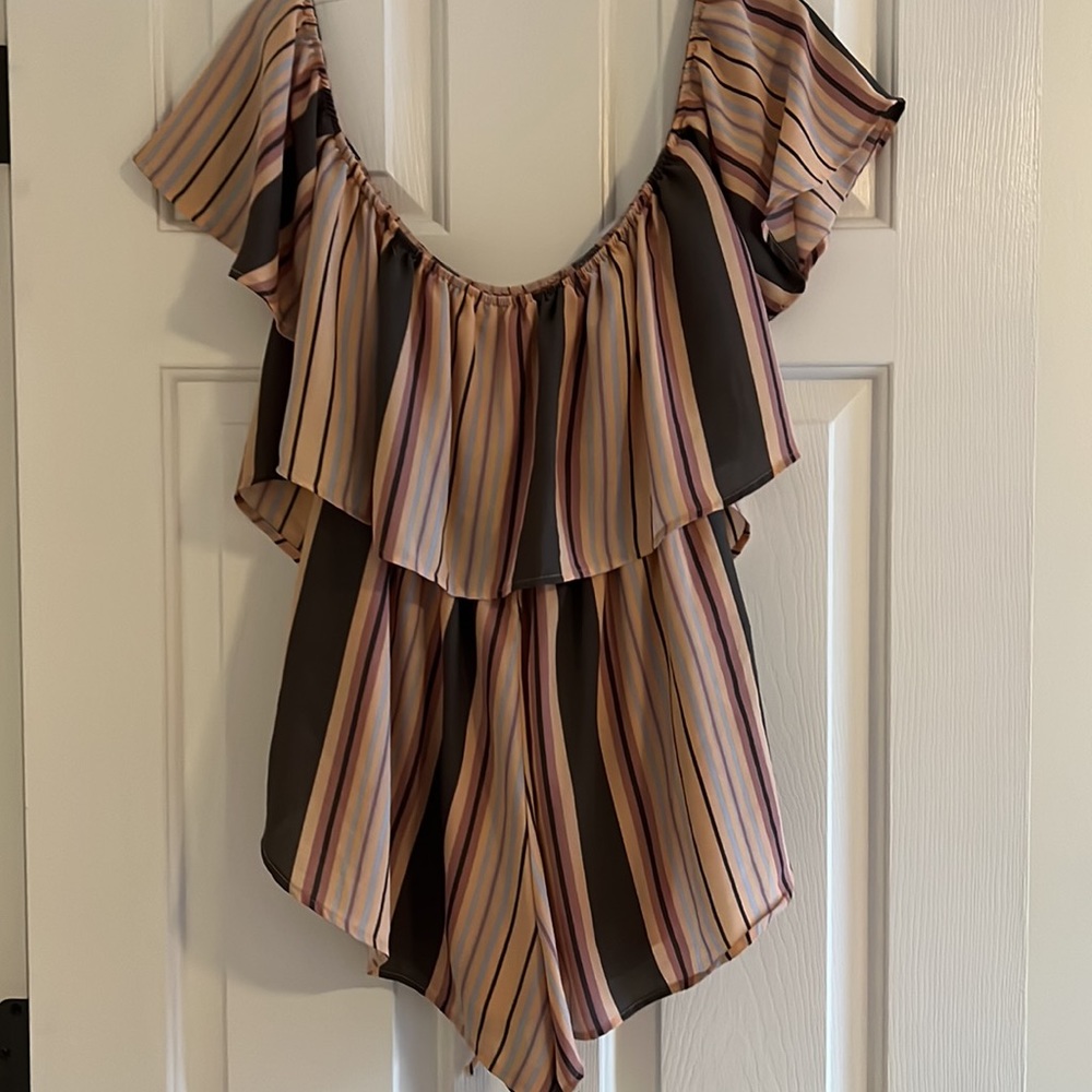 Romper - Picture 3 of 3